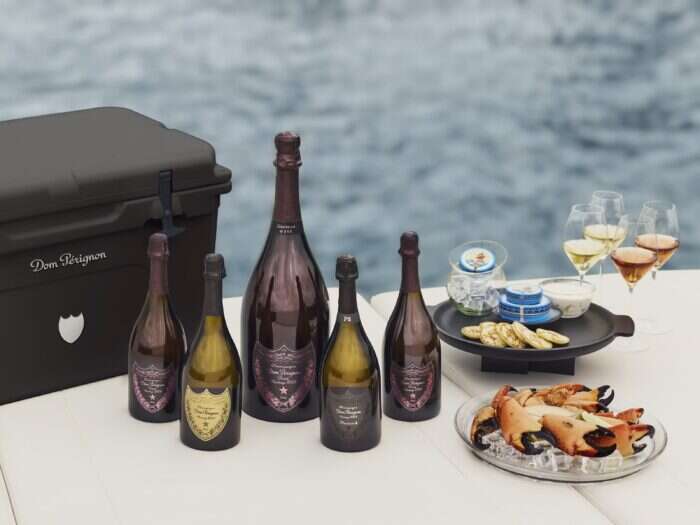Dom Pérignon yacht service champagne, crab and caviar package