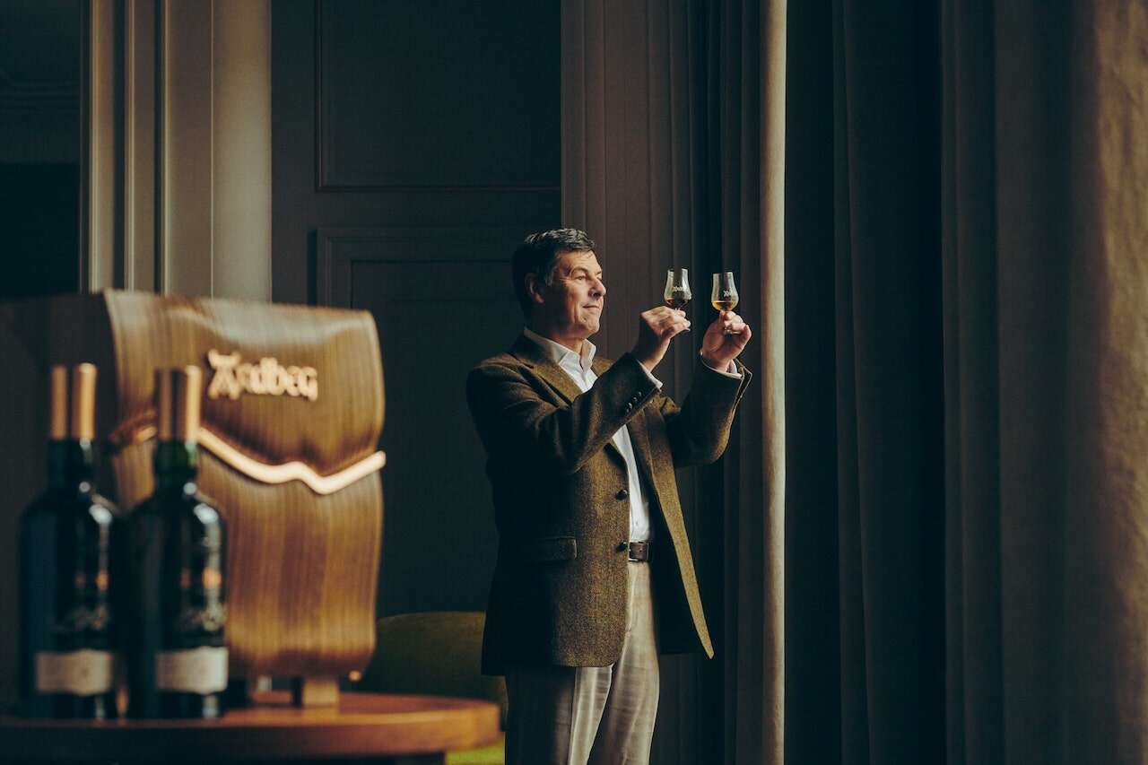 Bill Lumsden looking at Ardbeg whisky